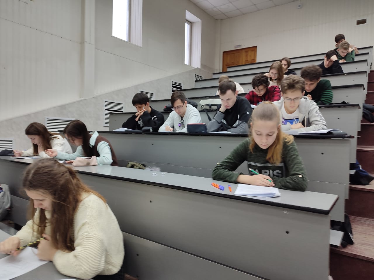 Состоялся I тур Олимпиады “Join us for English”